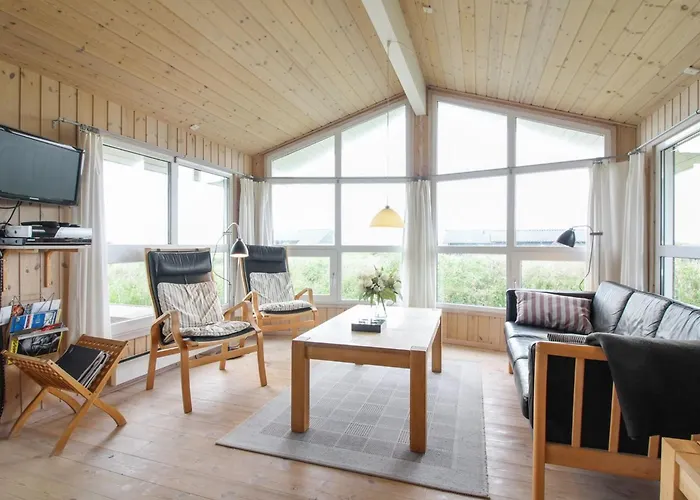Fanija - 200m From The Sea By Interhome